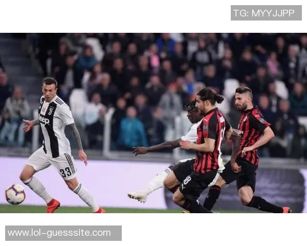 德甲激战：AC米兰与尤文图斯鏖战成平局精彩瞬间回顾