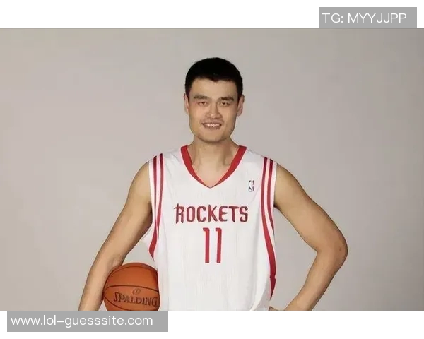 姚明发福后重返赛场的挑战与坚持，篮球生涯的新篇章如何书写