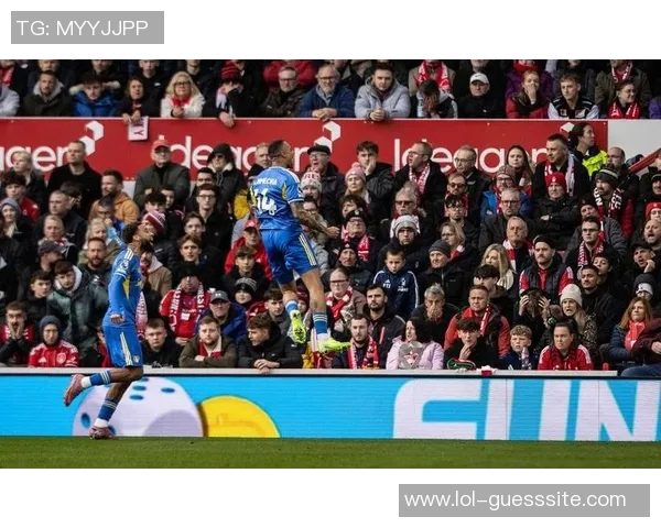 友谊赛精彩回顾:多特蒙德与巴黎圣日耳曼2比2平局战术分析与逆转时刻解读 友谊赛精彩回顾:多特蒙德与巴黎圣日耳曼2比2平局战术分析与逆转时刻解读