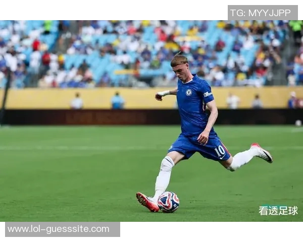 热刺友谊赛逆转本菲卡帽子戏法引争议判罚全场沸腾