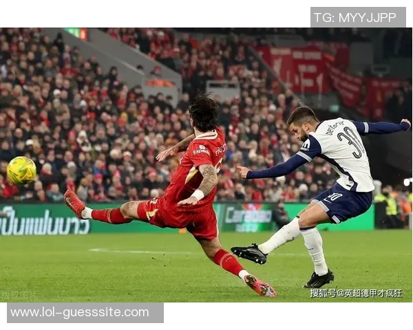 那不勒斯大胜利物浦5-0足总杯历史冷门引发全场震惊